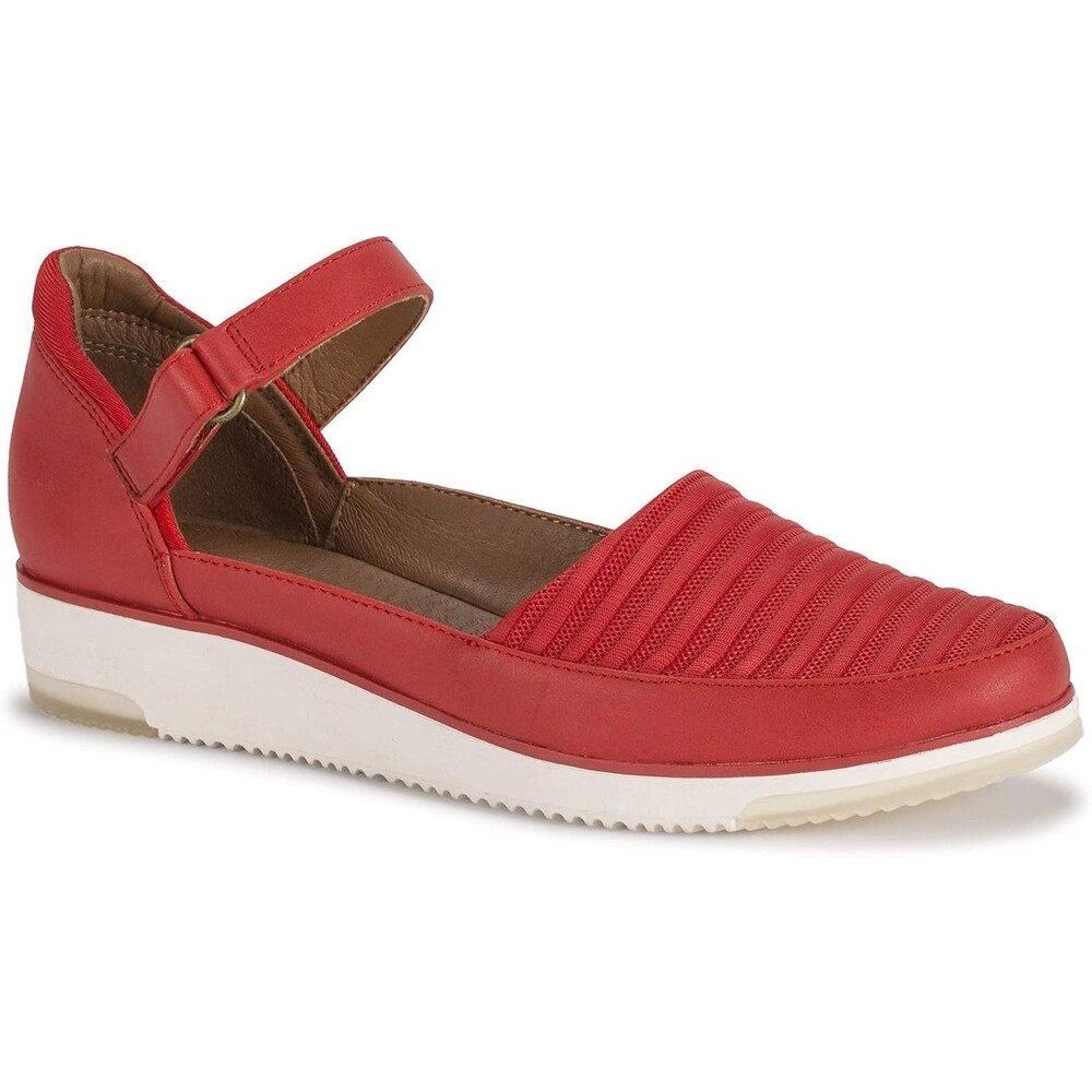 Bare Traps Womens Harmony Faux Leather Lifestyle Slip-On Shoes Size: 9 M